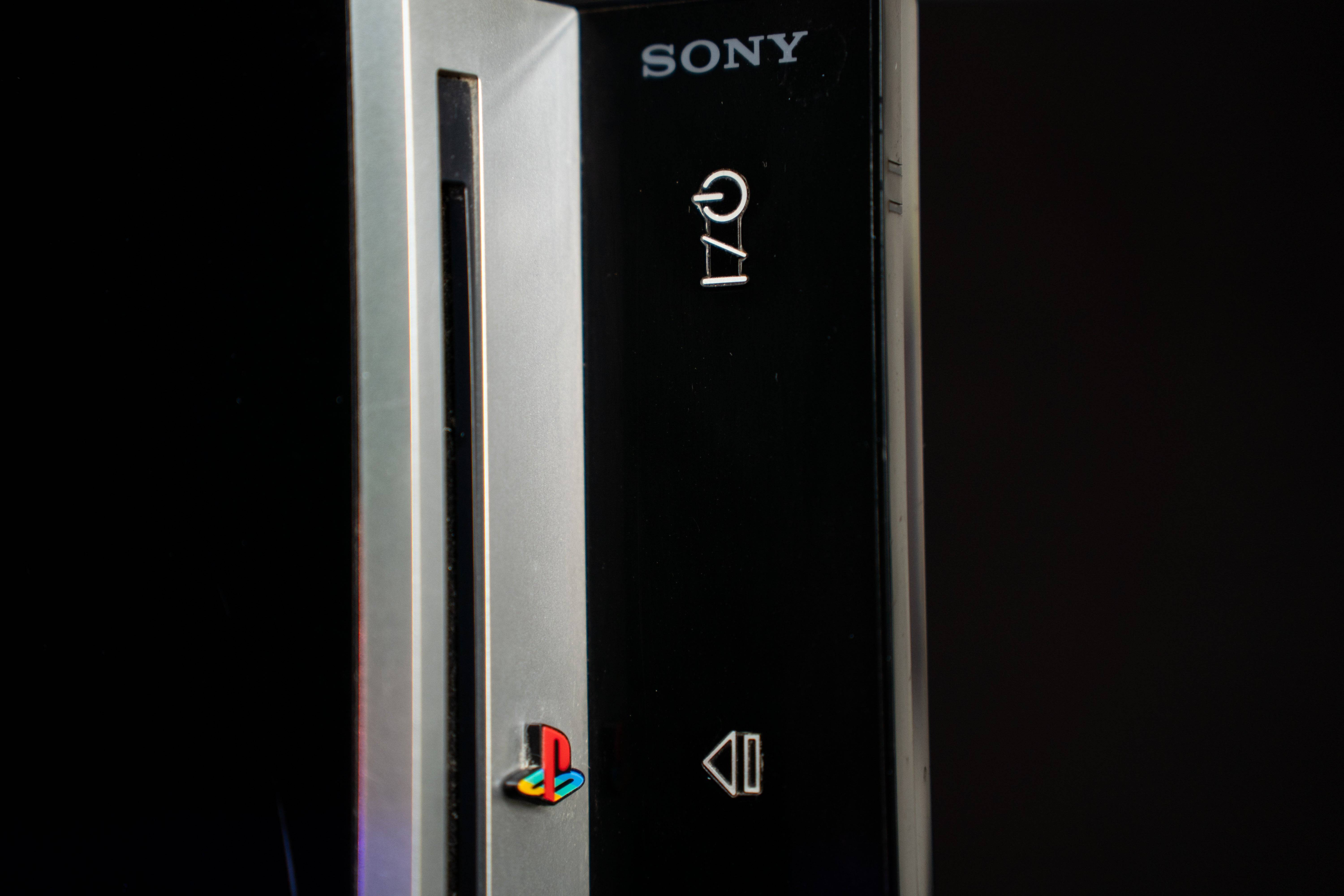 PSN हैक 2011: ग्राहकों ने सोनी की मांग सप्ताहांत आउटेज की व्याख्या की